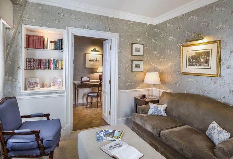 هتل The Stafford  London