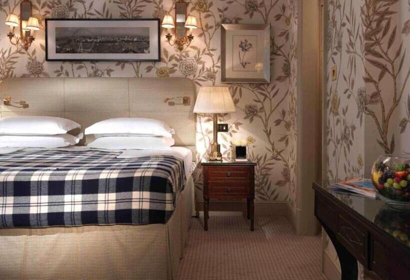 هتل The Stafford  London