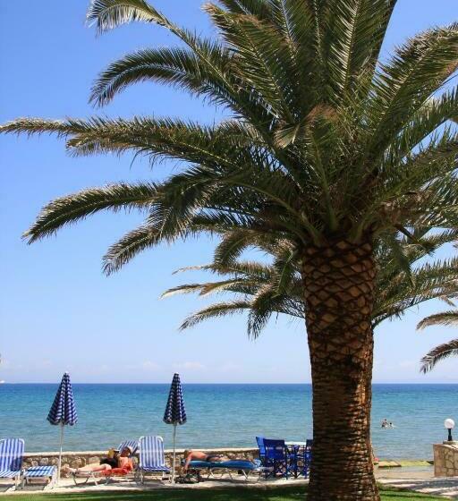 هتل Zakantha Beach