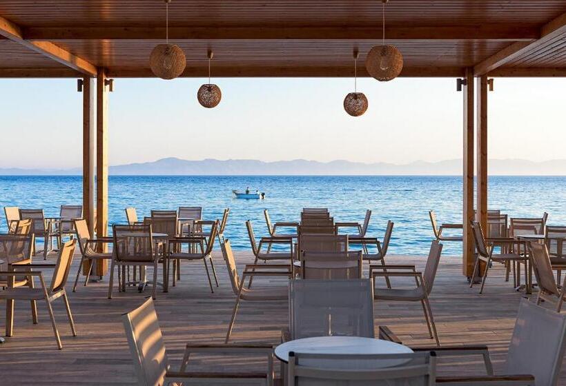 Avra Beach Resort