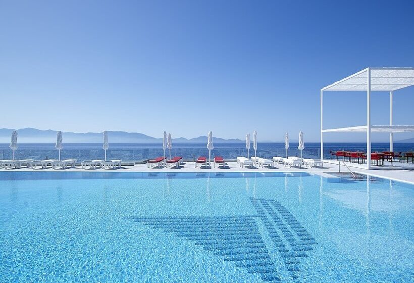 リゾートホテル Dimitra Beach Hotel & Suites