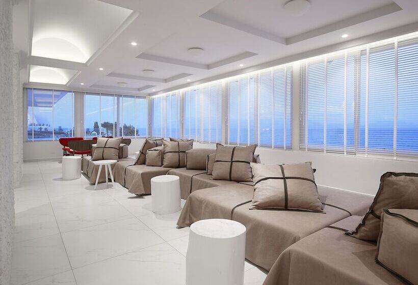 リゾートホテル Dimitra Beach Hotel & Suites