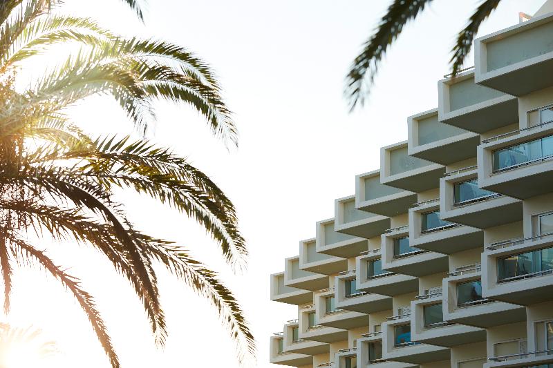 هتل Apollo Beach