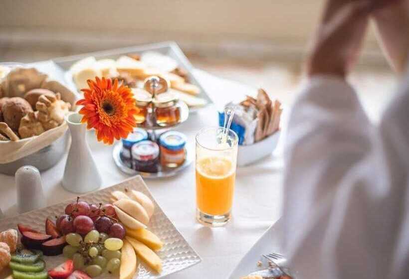 בית מלון כפרי Divani Palace Acropolis