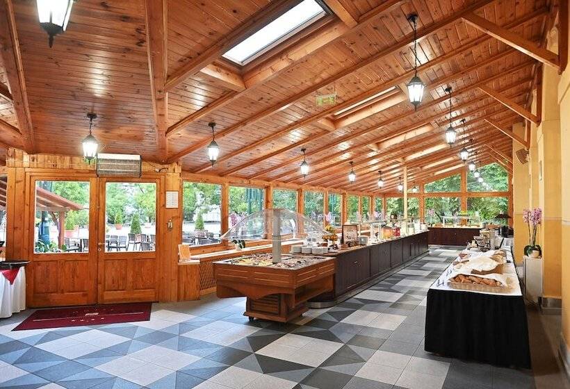 ホテル Eger & Park