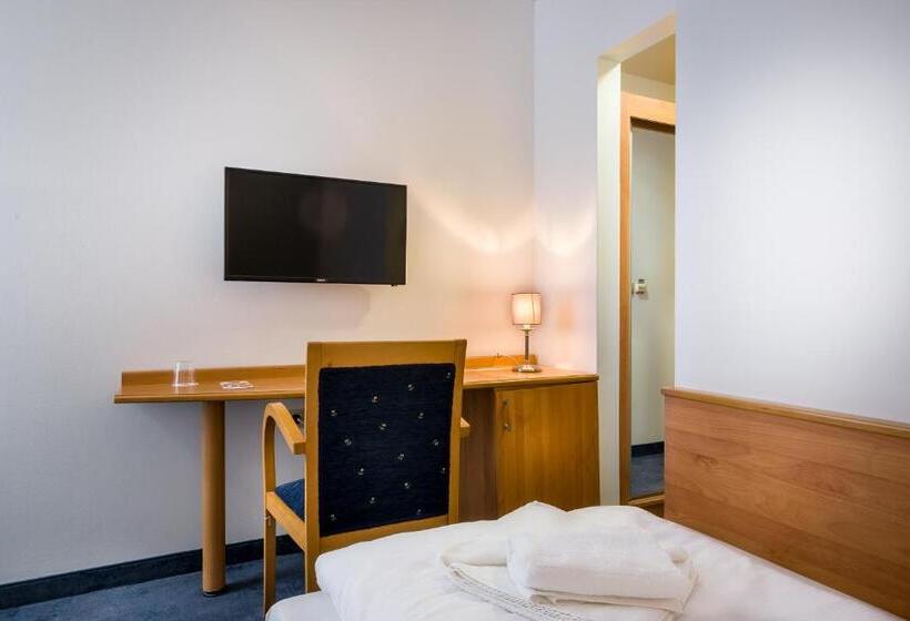 فندق Golden Park Budapest