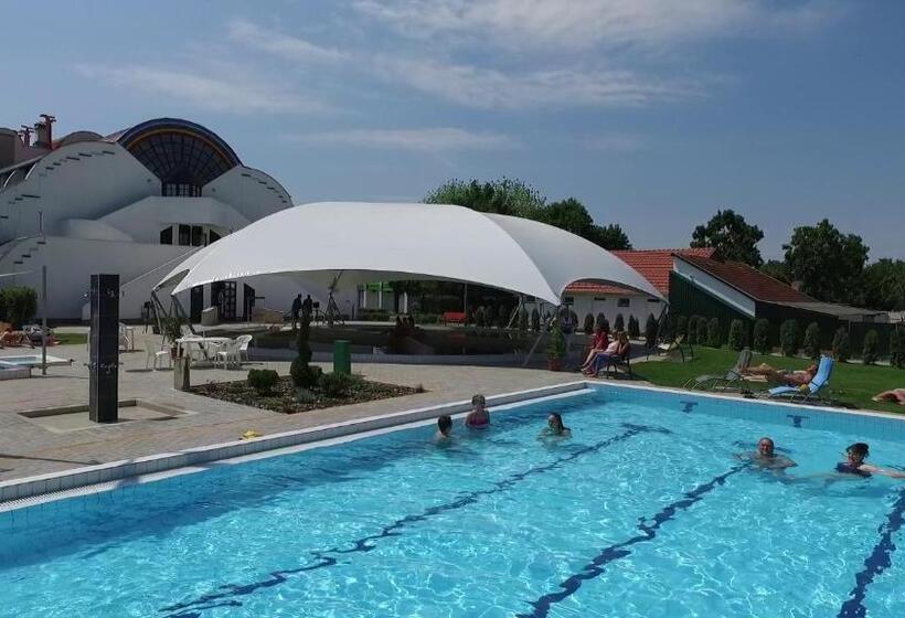 Отель Hőforrás
