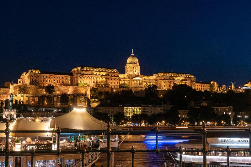 هتل Intercontinental Budapest, An Ihg