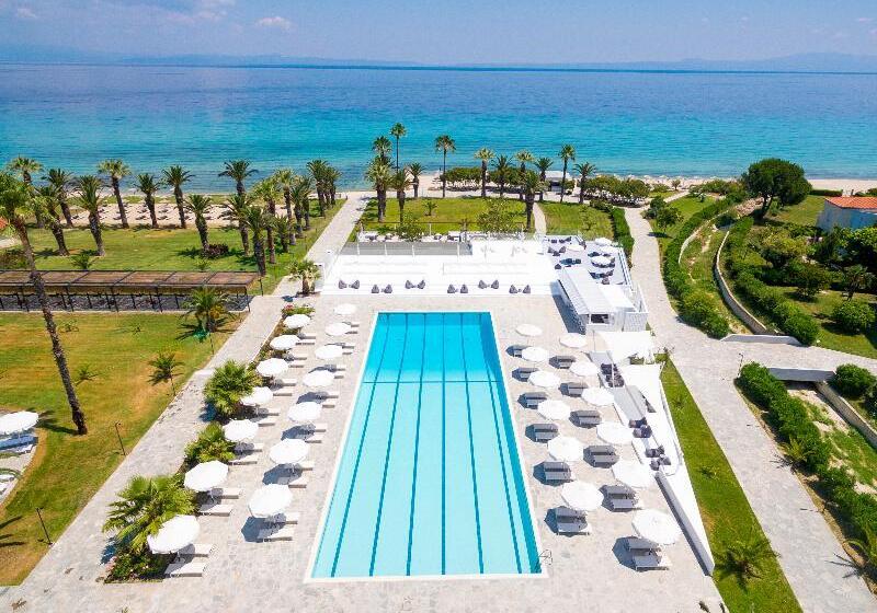 هتل Kassandra Palace Seaside Resort