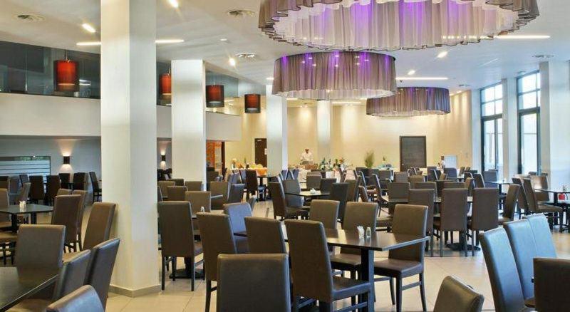 Long Beach Hotel & Resort