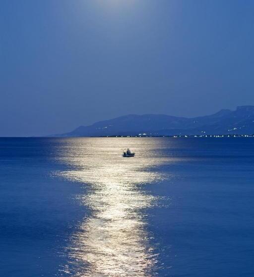 Long Beach Hotel & Resort