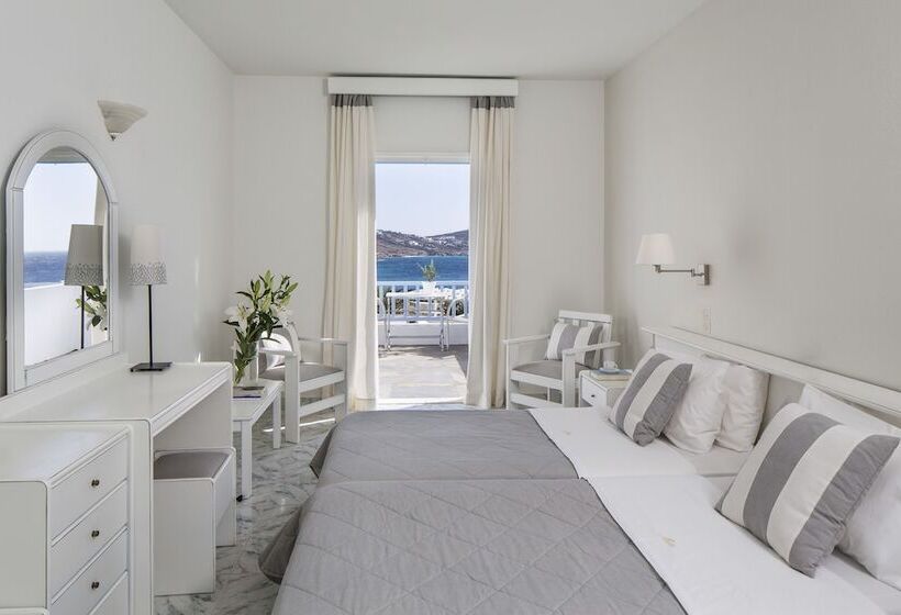 هتل Manoula S Beach Mykonos Resort