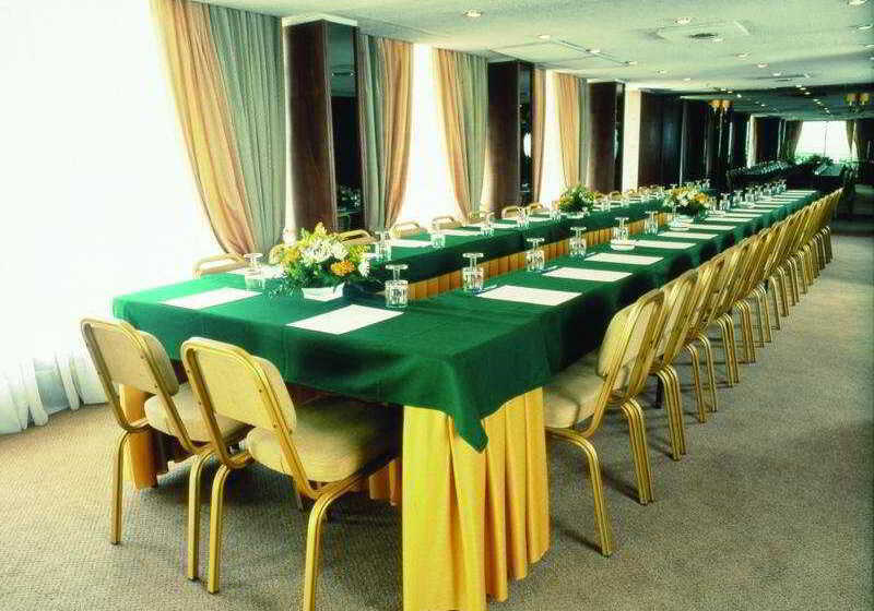 The Park Hotel Piraeus