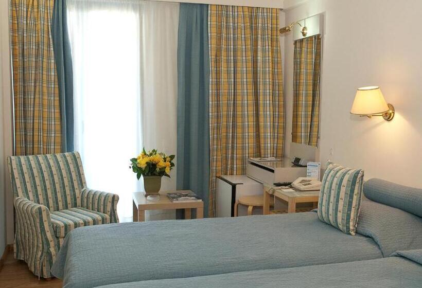 The Park Hotel Piraeus