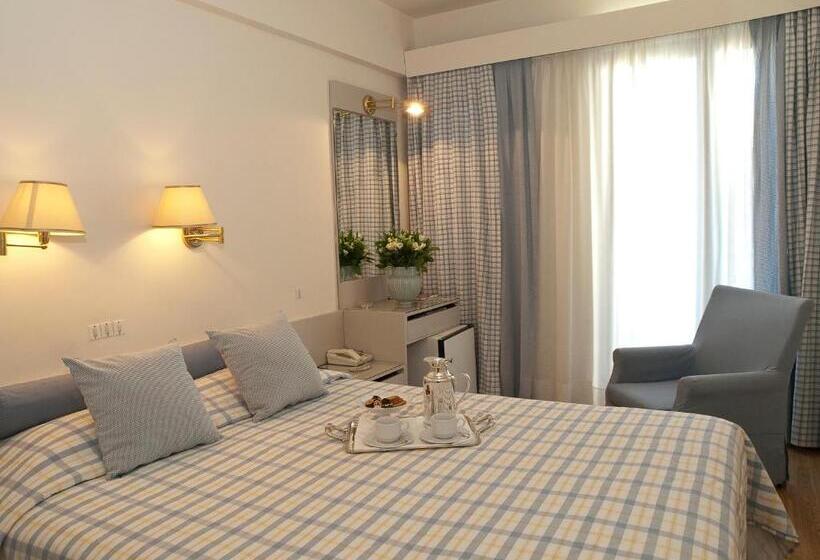 The Park Hotel Piraeus