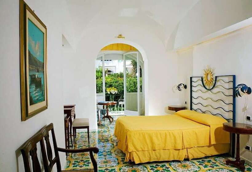 هتل Albergo Gatto Bianco
