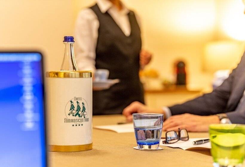 ホテル Ambasciatori