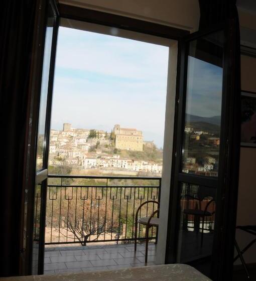 فندق Barbieri