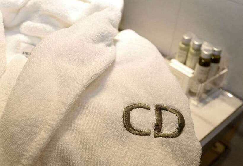 هتل Canon D Oro