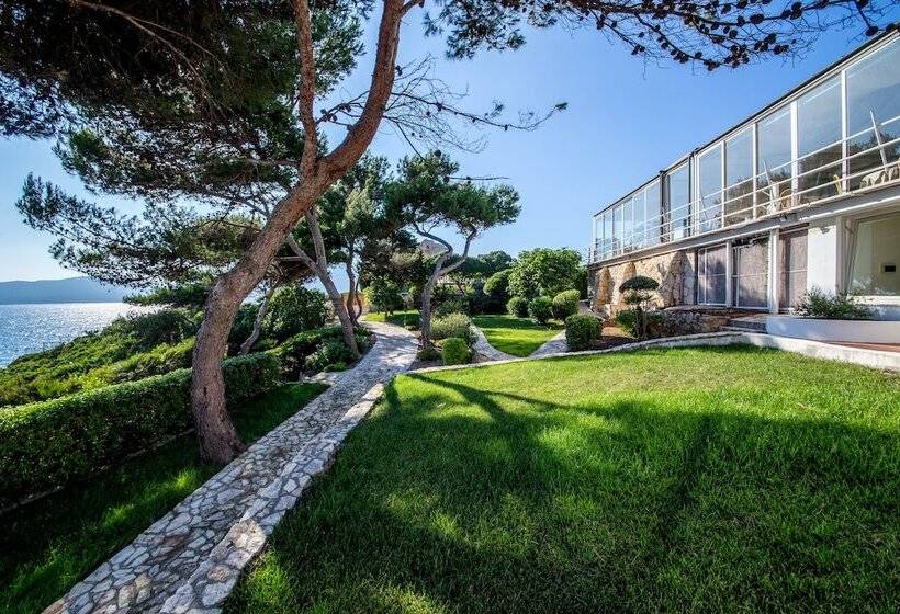 El Faro Hotel & Spa