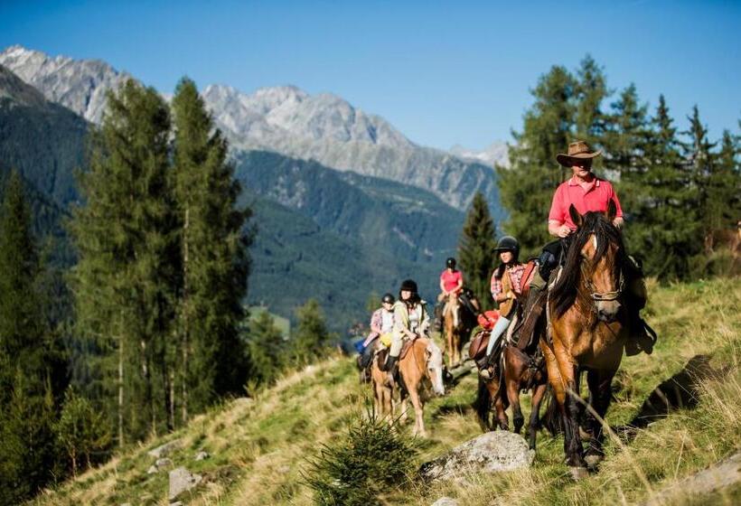Отель Fronza   Your Mountain & Ski Home