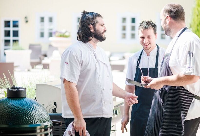 فندق Kristály Imperial