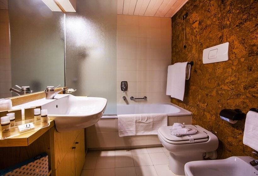 هتل Les Jumeaux Courmayeur