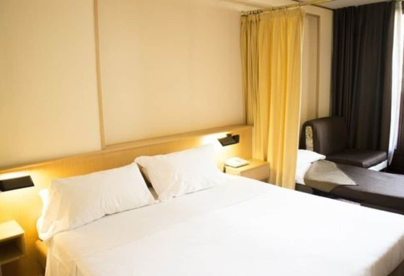 هتل Les Jumeaux Courmayeur