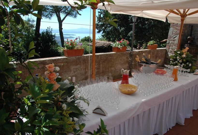 فندق Relais La Fattoria