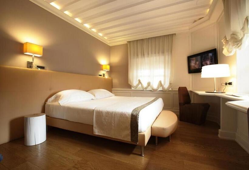 هتل Albergo Celide