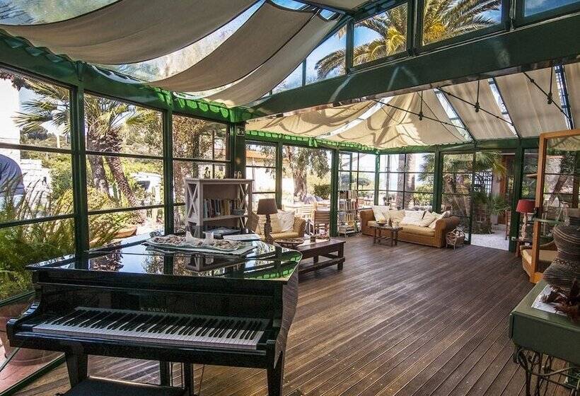 فندق Cernia Isola Botanica