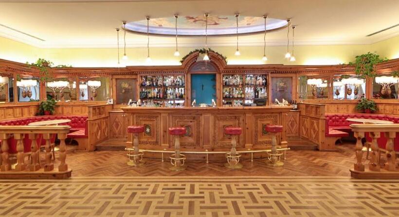 هتل Th Madonna Di Campiglio | Golf