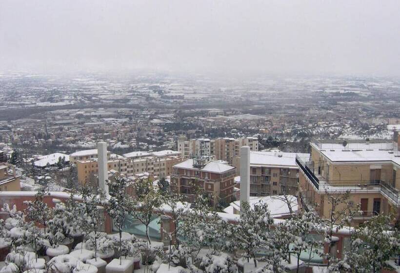 ホテル Grande Albergo Abruzzo