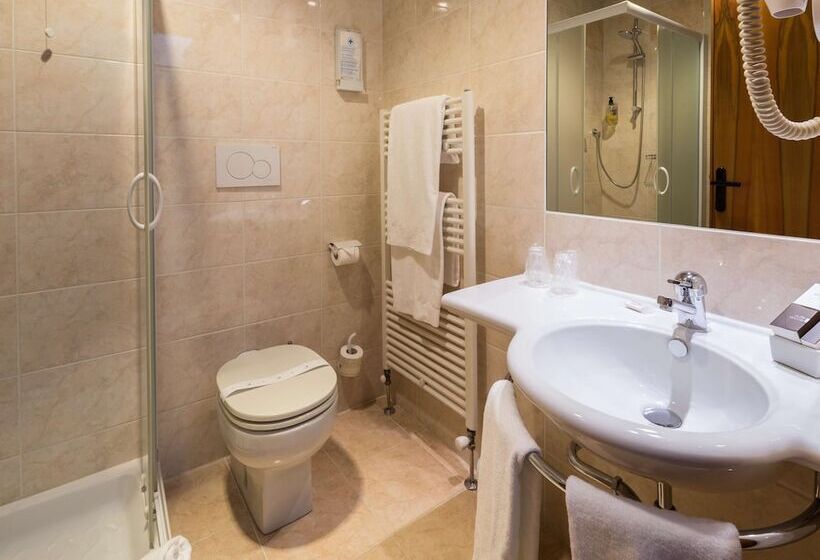 La Villa   Sure Hotel Collection By Best Western