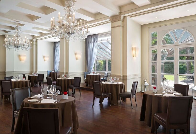 Hotel Sina De La Ville