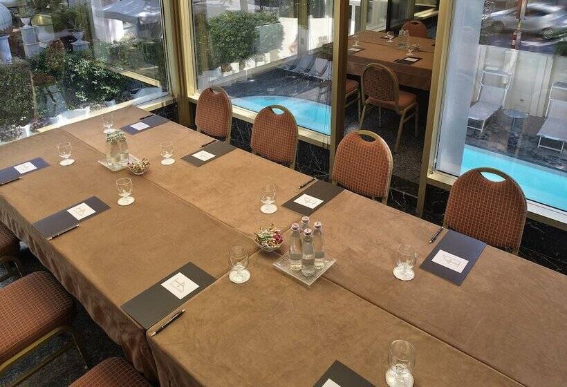 هتل Ambasciatori