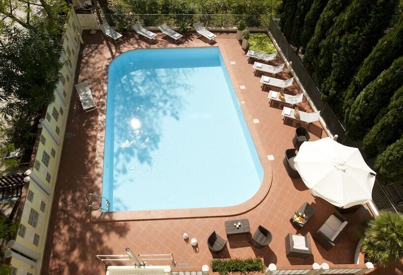 هتل Astoria Suite