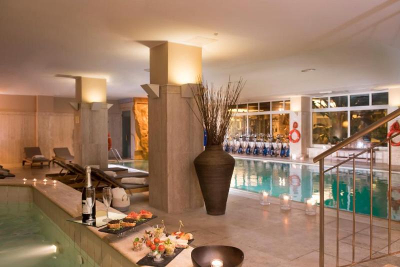 هتل Crowne Plaza Rome St. Peter S, An Ihg