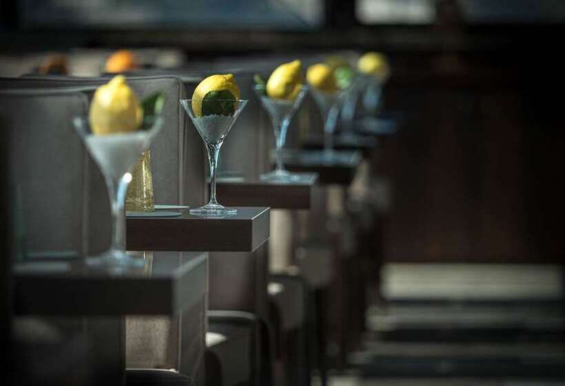 هتل De Bonart Naples   Curio Collection By Hilton