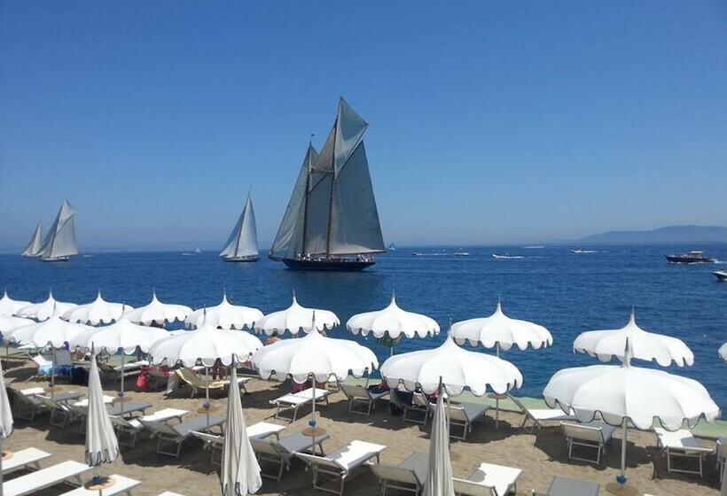 酒店 La Caletta