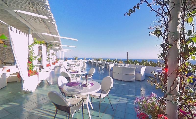 Отель Le Fioriere