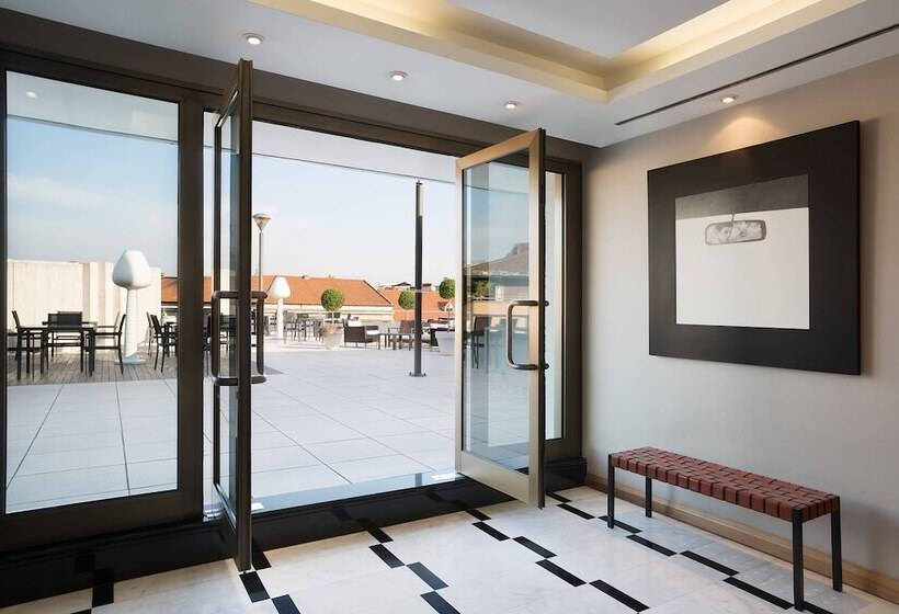 בית מלון כפרי Le Méridien Visconti Rome