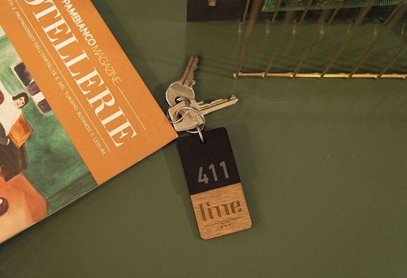 هتل Lime