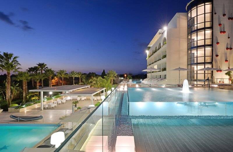 هتل Mec Paestum