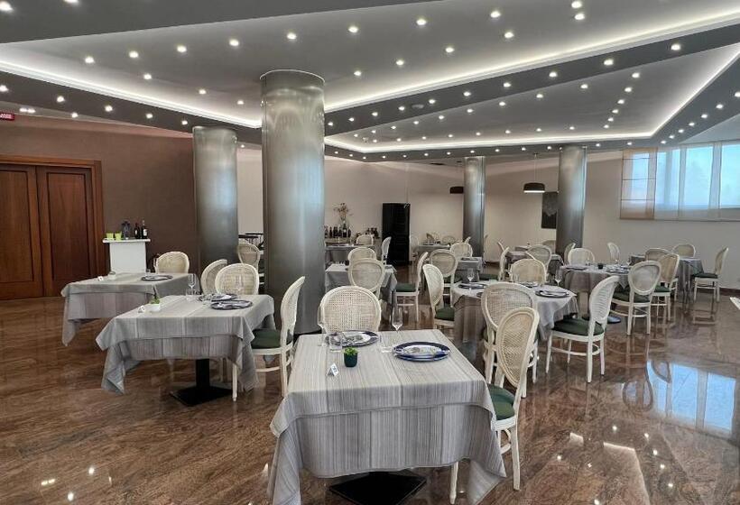 فندق & Residence Castelli
