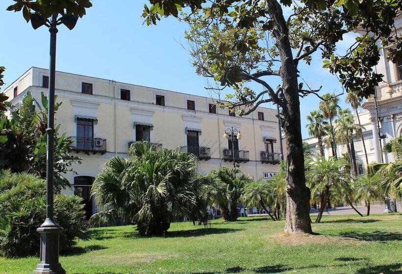 هتل Santuario Pompei