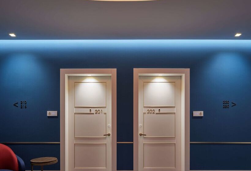 هتل De Bonart Naples   Curio Collection By Hilton