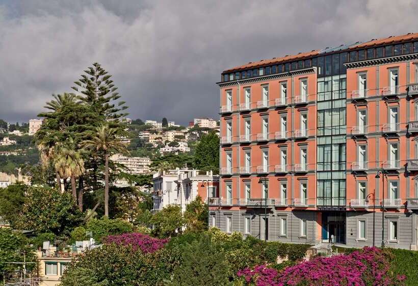 هتل De Bonart Naples   Curio Collection By Hilton