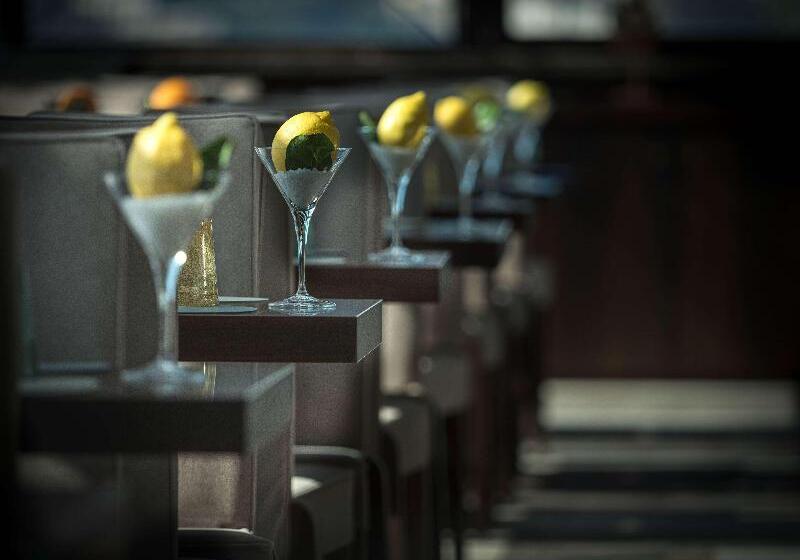 هتل De Bonart Naples   Curio Collection By Hilton