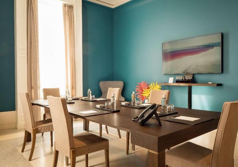 هتل De Bonart Naples   Curio Collection By Hilton